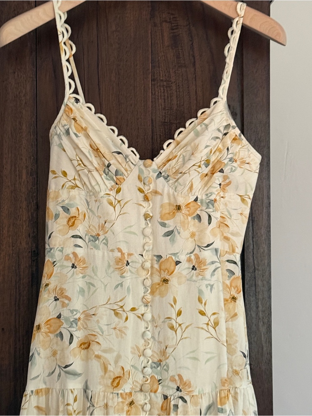 Astr Tazia Scalloped Sweetheart Maxi Dress - Picture 5 of 5